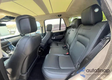 2018 Land Rover Range Rover Hse z USA, uszkodzony, nr VIN SALGS2SV4JA389503